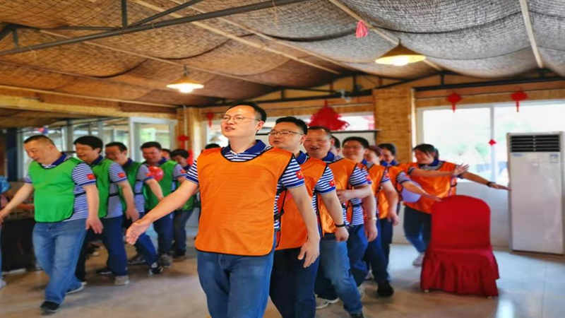 重溫崢嶸歲月，感悟紅色初心 ——瀘天化弘旭黨委開(kāi)展“學(xué)黨史 感黨恩 跟黨走” 主題黨日活動(dòng)(圖2)