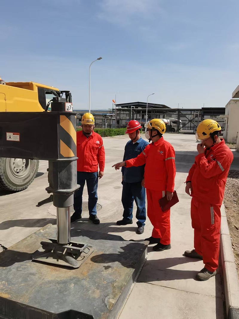 弘旭公司副總經理石強赴寧夏和寧維保項目部開展督導工作(圖1)